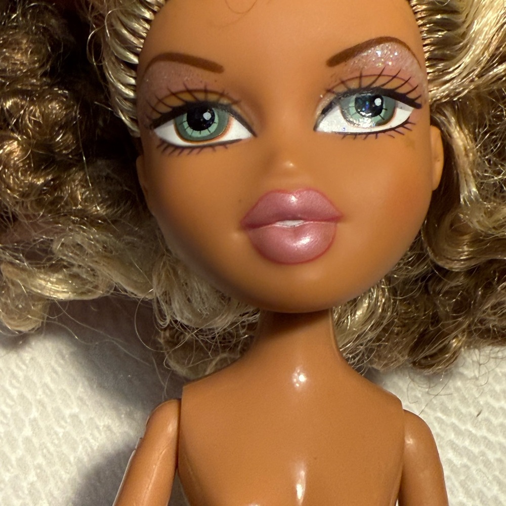 Bratz Costume Party Angel Yasmin - Picture 14 of 16